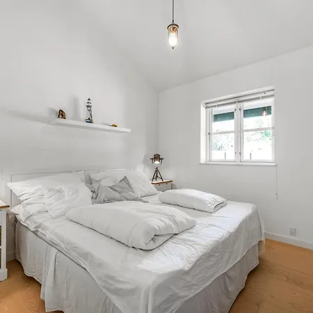 Christin - 275m From The Sea By Interhome בית נופש Hornbæk
