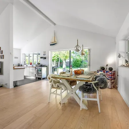 Christin - 275m From The Sea By Interhome בית נופש